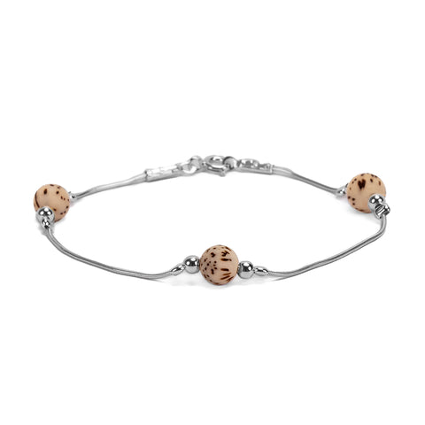 Bead Bracelet in Silver and Lotus Seeds