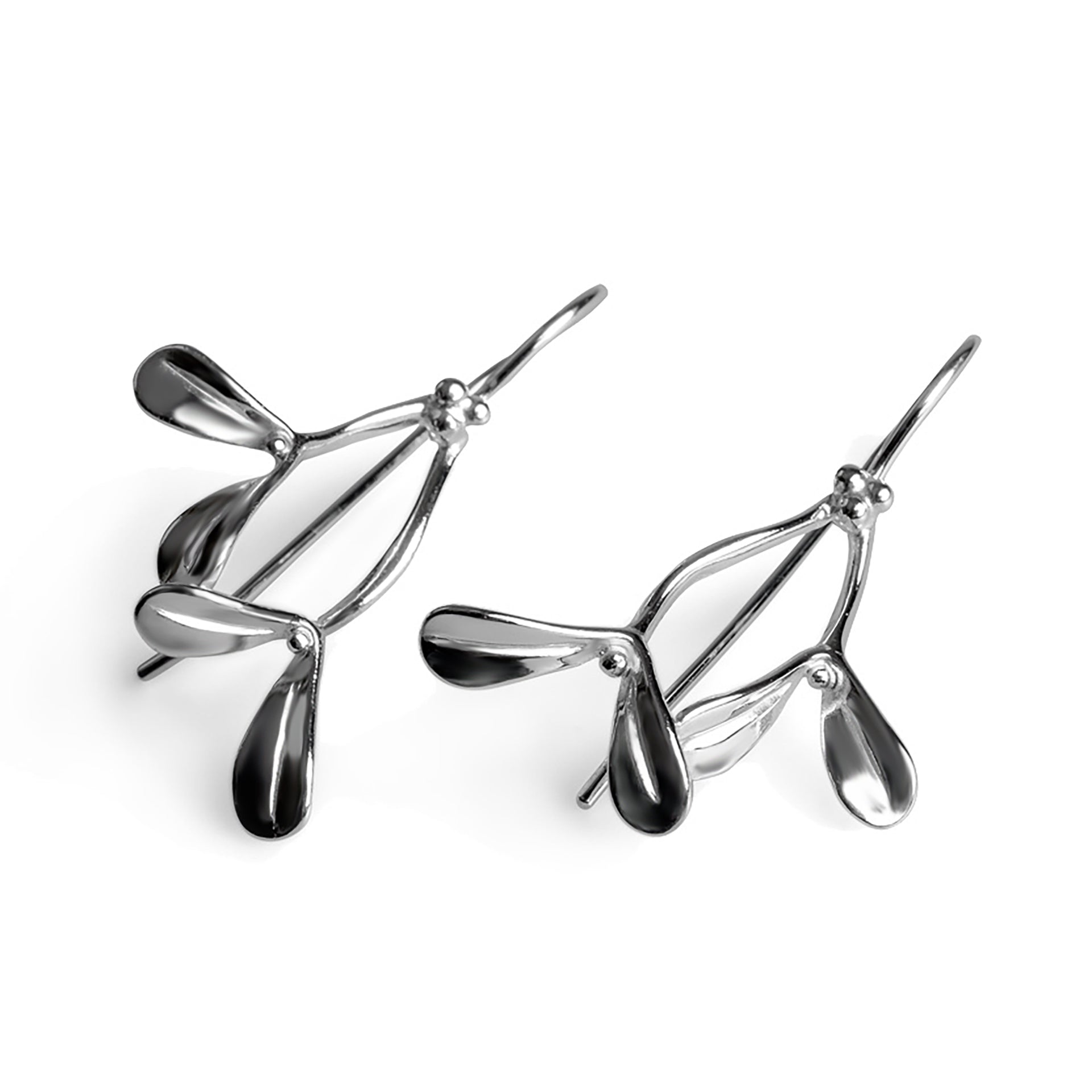 Merry Mistletoe Hook Earrings