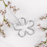 Open Flower Necklace in Silver