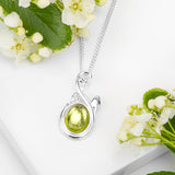 Leaf Motif Necklace in Silver and Peridot
