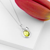 Leaf Motif Necklace in Silver and Peridot