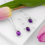 Leaf Motif Necklace in Silver and Amethyst