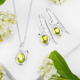 Leaf Motif Necklace in Silver and Peridot