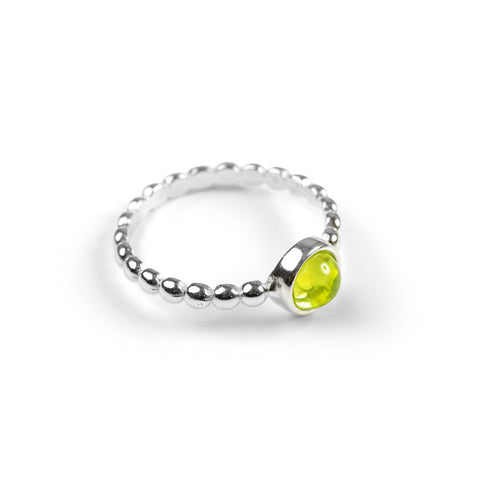 Round Charm Bead Ring in Silver and Peridot