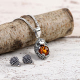 Hedgehog Necklace in Silver and Cognac Amber