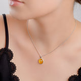 Classic Oval Necklace in Silver and Yellow Amber