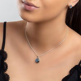 Classic Oval Necklace in Silver and Labradorite