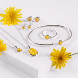 Round Charm Necklace in Silver and Yellow Amber