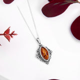 Vintage Style Necklace in Silver and Amber